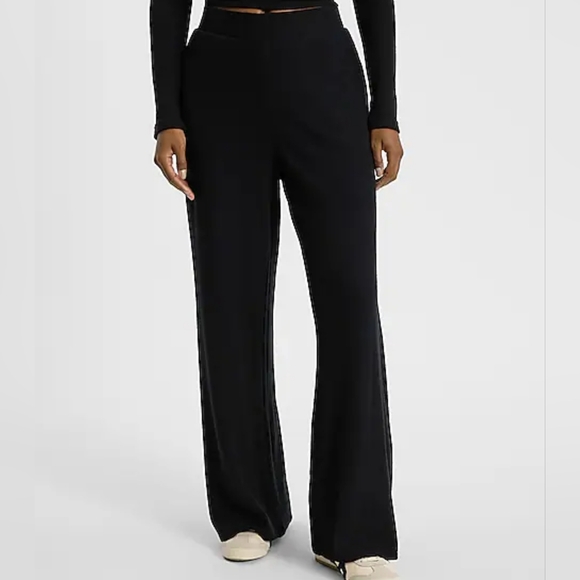 Express Waisted Waffle Pull On Wide Leg Pant - Picture 3 of 4